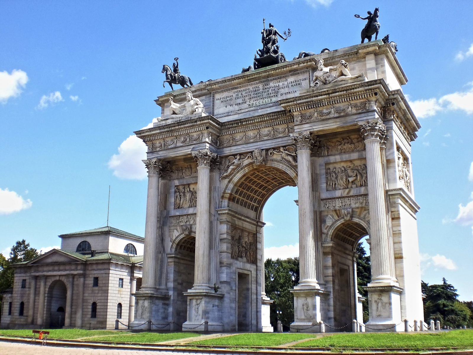milan arch peace milan arch peace